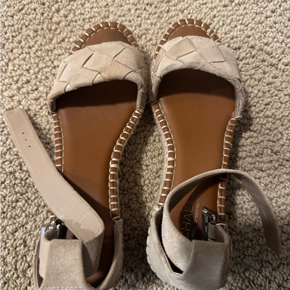 Michael Shannon Women's Tan Sandals